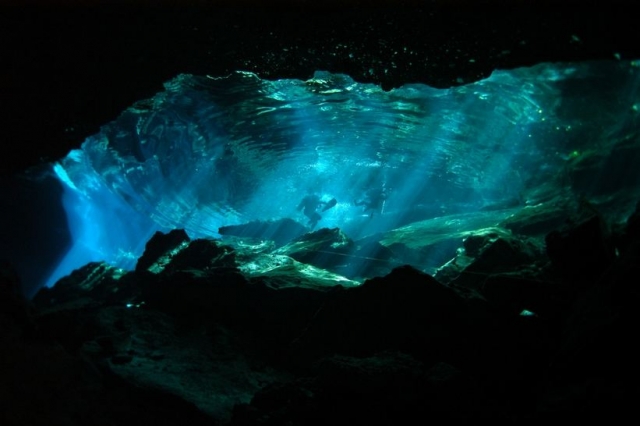 Increibte cenote
